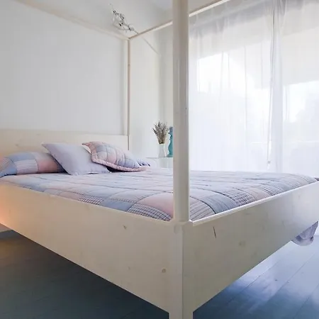 Сasa de vacaciones Feebles Garden House, Spathies