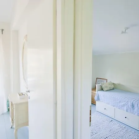 Semesterbostad Feebles Garden House, Spathies